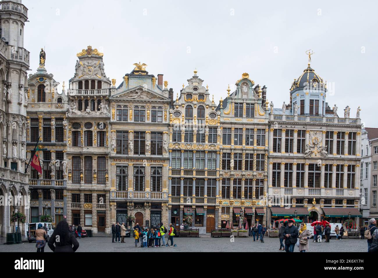 Grand place guildhalls brussels hi res stock photography and images Alamy Grand place guildhalls brussels hi res stock photography and images Alamy