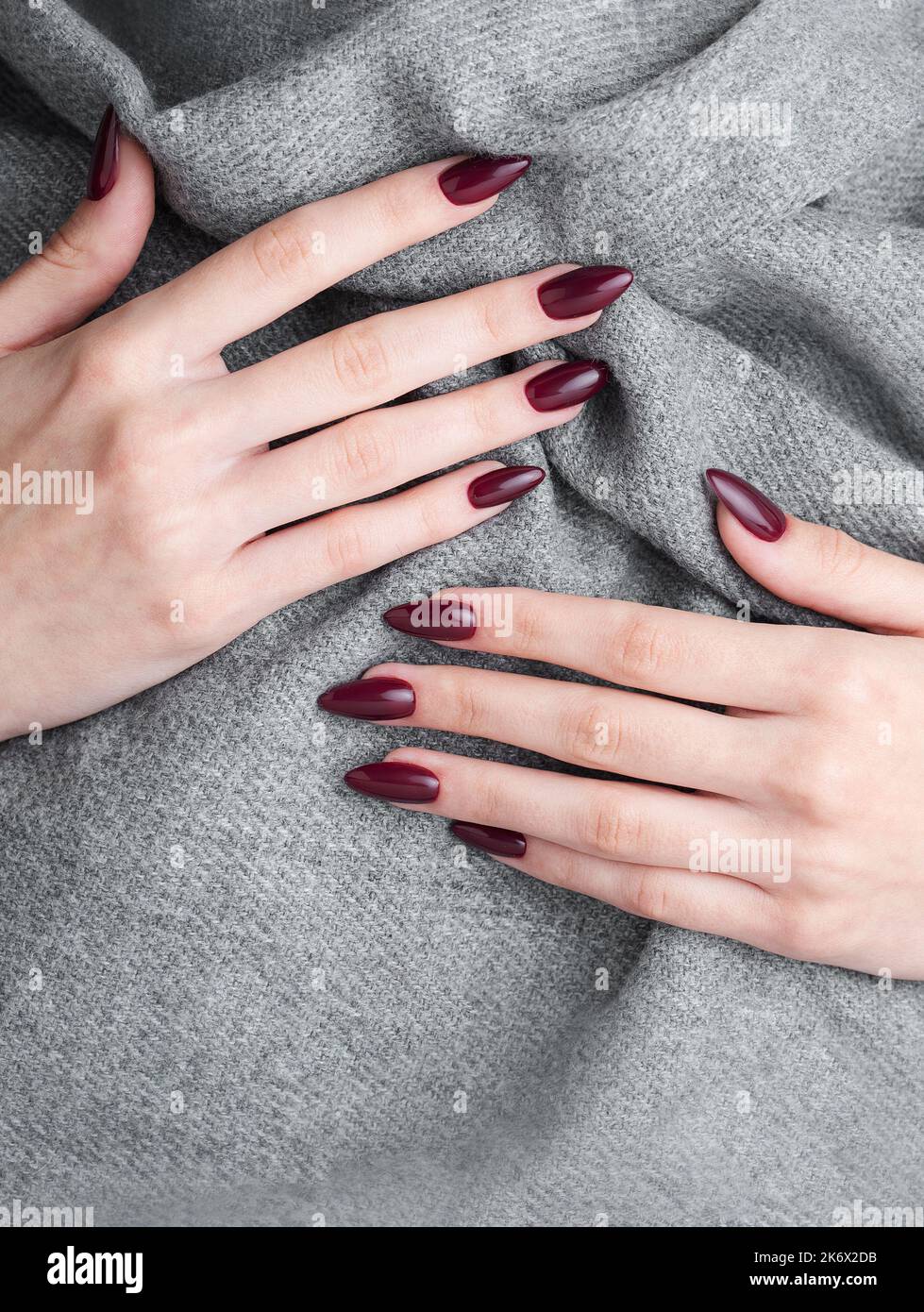 60 Dark Nails for Winter | Art and Design