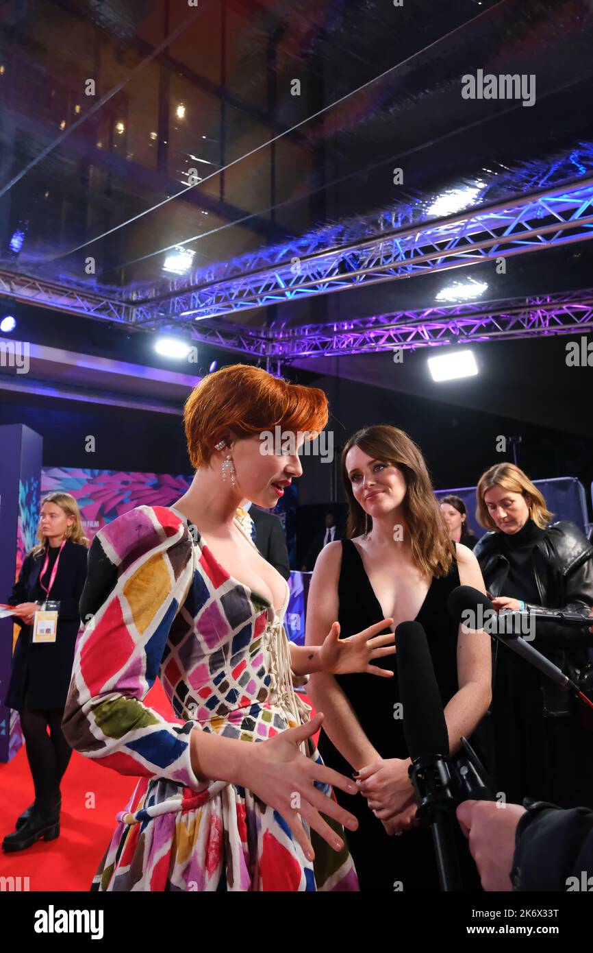 Gorgeous Paul Mescal And Jessie Buckley Dazzle At Bfi London Film Festival Scene Illustration Gorgeous Paul Mescal And Jessie Buckley Dazzle At Bfi London Film Festival Scene Illustration