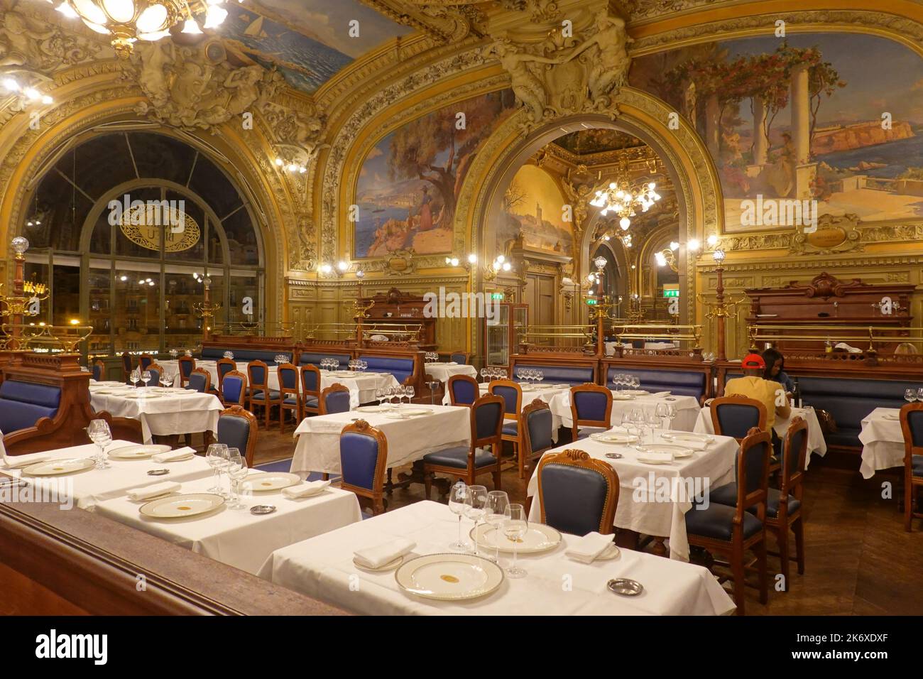 Paris, Gare de Lyon, Restaurant Le Train Bleu // Paris, Gare de Lyon, Restaurant Le Train Bleu Stock Photo