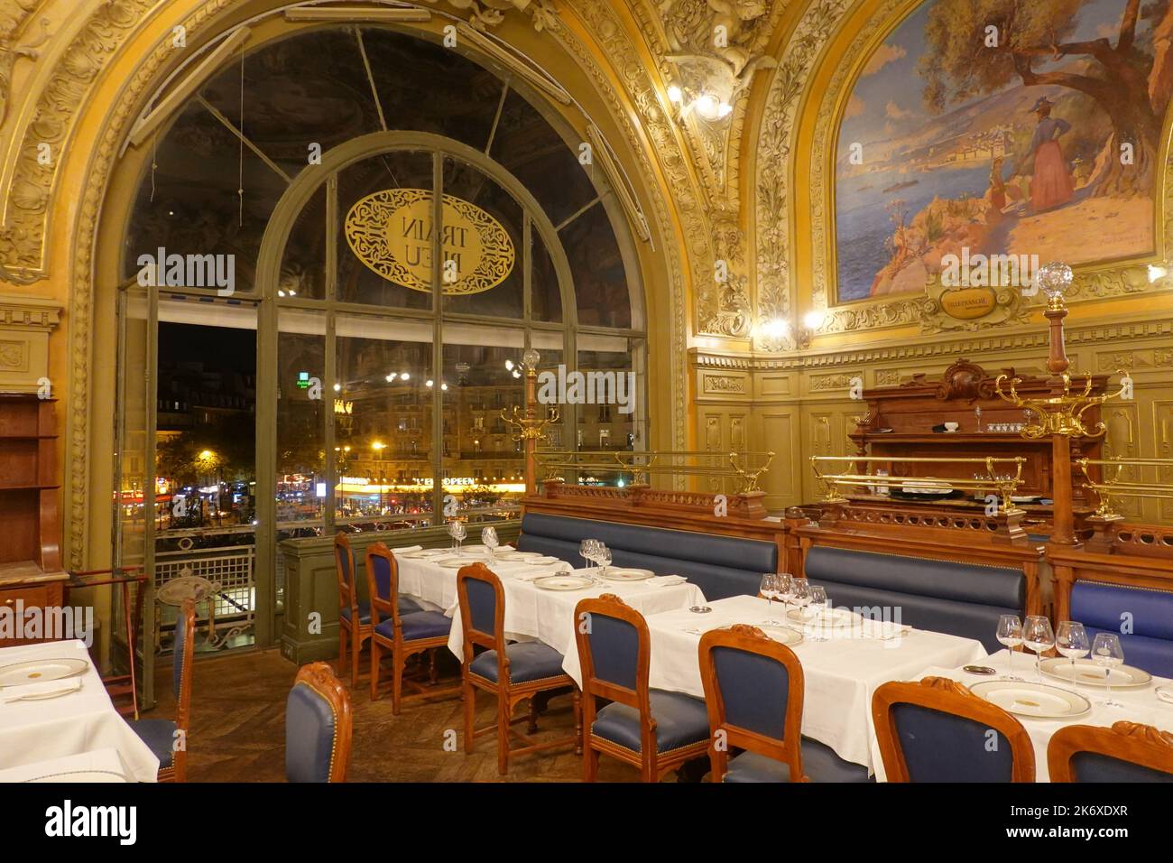 Paris, Gare de Lyon, Restaurant Le Train Bleu // Paris, Gare de Lyon, Restaurant Le Train Bleu Stock Photo