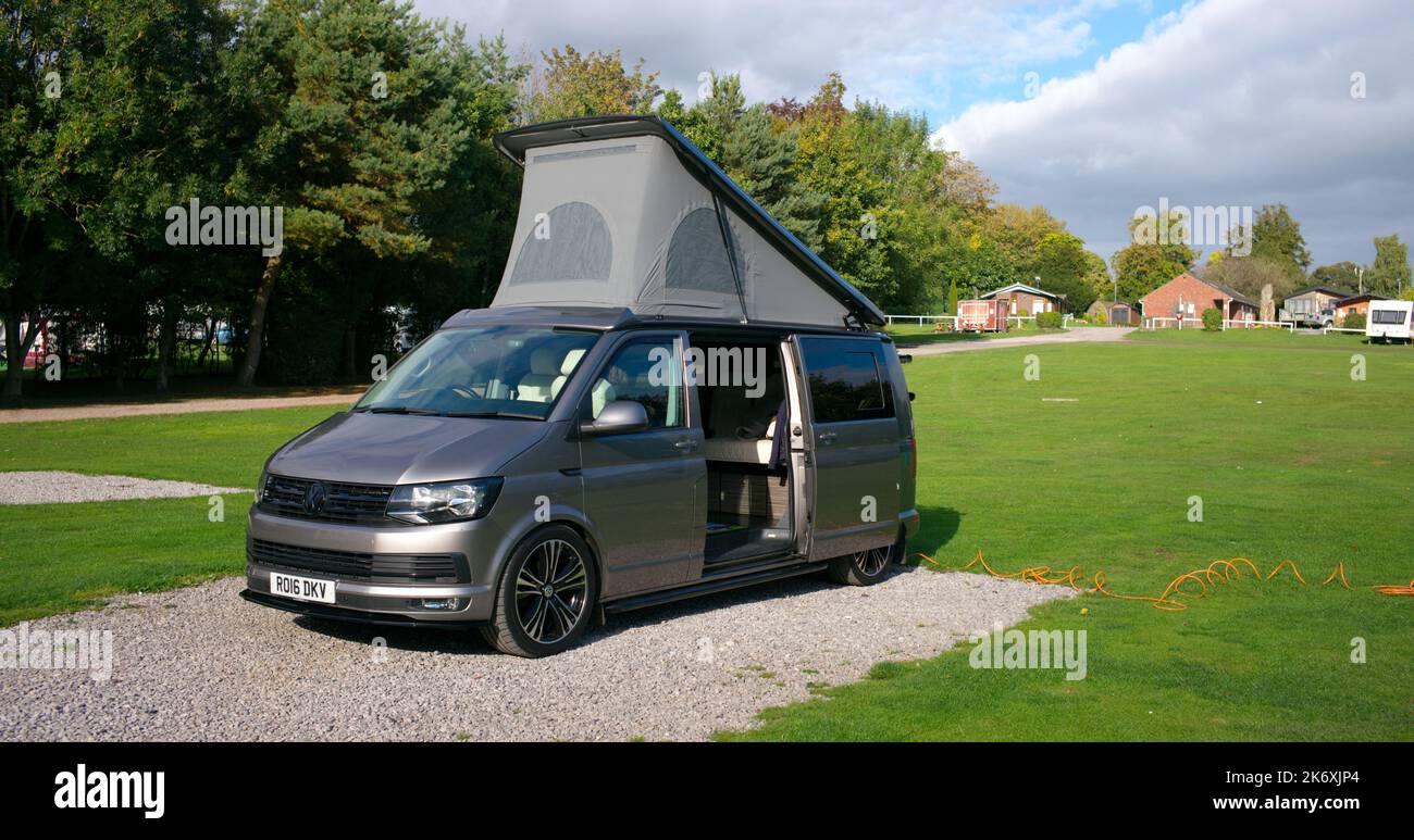 Vw t6 hi-res stock photography and images - Alamy