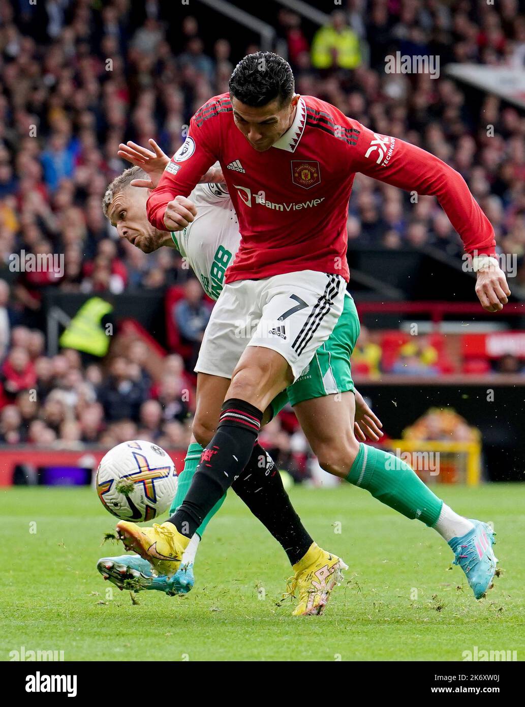 Manchester United's Cristiano Ronaldo has an attempt on goal during the
