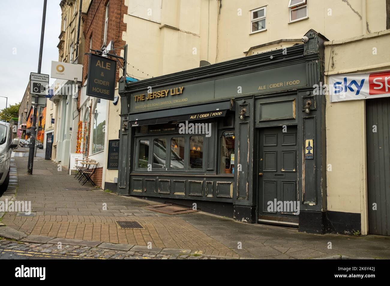 Jersey lily hires stock photography and images Alamy