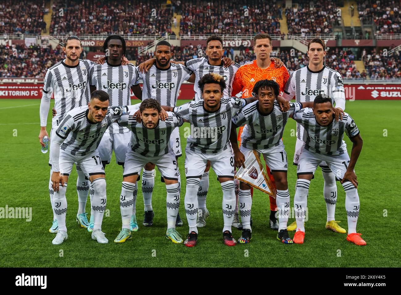 Turin, Italy. 16th May, 2022. Team of Juventus FC poses during the Serie A  2021/22 football match between Juventus FC and SS Lazio at the Allianz  Stadium. (Photo by Fabrizio Carabelli/SOPA Images/Sipa