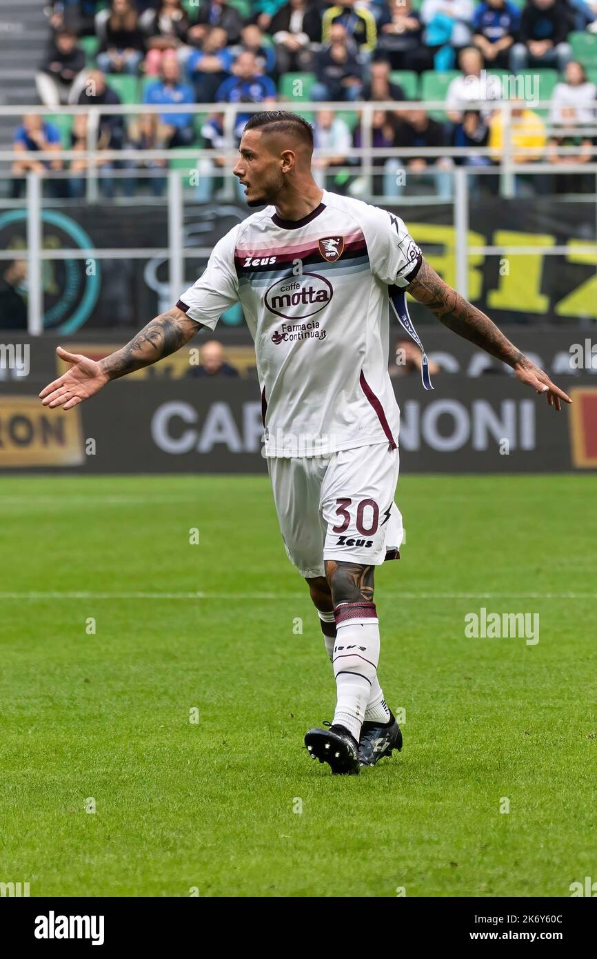 Milano, Italy. 16th Oct, 2022. Pasquale Mazzocchi of US Salernitana 1919 seen during the Serie A football match between FC Internazionale and US Salernitana 1919 at Stadio Giuseppe Meazza in San Siro. Final score; FC Internazionale 2:0 US Salernitana 1919 Credit: SOPA Images Limited/Alamy Live News Stock Photo