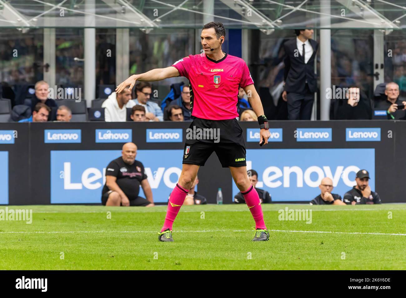 Milano, Italy. 16th Oct, 2022. Referee Juan Luca Sacchi seen in action during the Serie A football match between FC Internazionale and US Salernitana 1919 at Stadio Giuseppe Meazza in San Siro. Final score; FC Internazionale 2:0 US Salernitana 1919 Credit: SOPA Images Limited/Alamy Live News Stock Photo