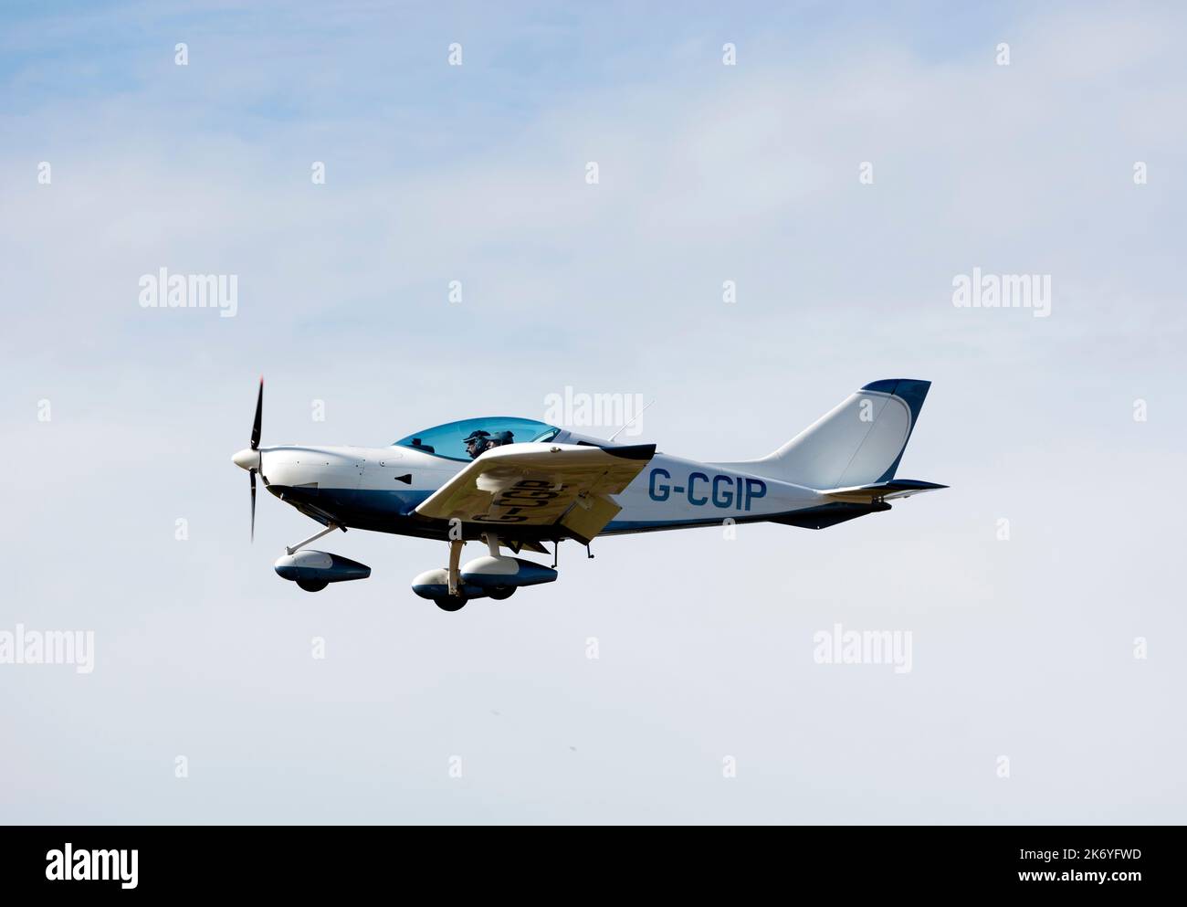 Czech SportCruiser landing at Wellesbourne Airfield, Warwickshire, UK ...