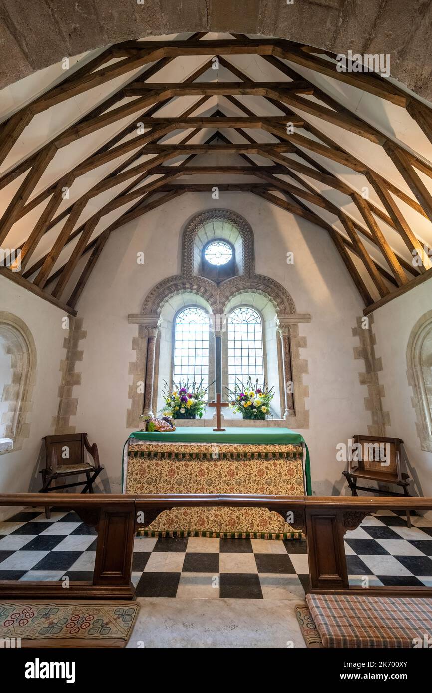 St John the Baptist Church in Itchen Abbas village, Hampshire, England, UK. Interior view of the altar Stock Photo