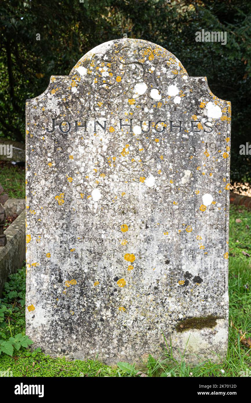 The headstone for John Hughes, a gypsy executed for horse theft, St Johns church churchyard, Itchen Abbas, Hampshire, England, UK Stock Photo