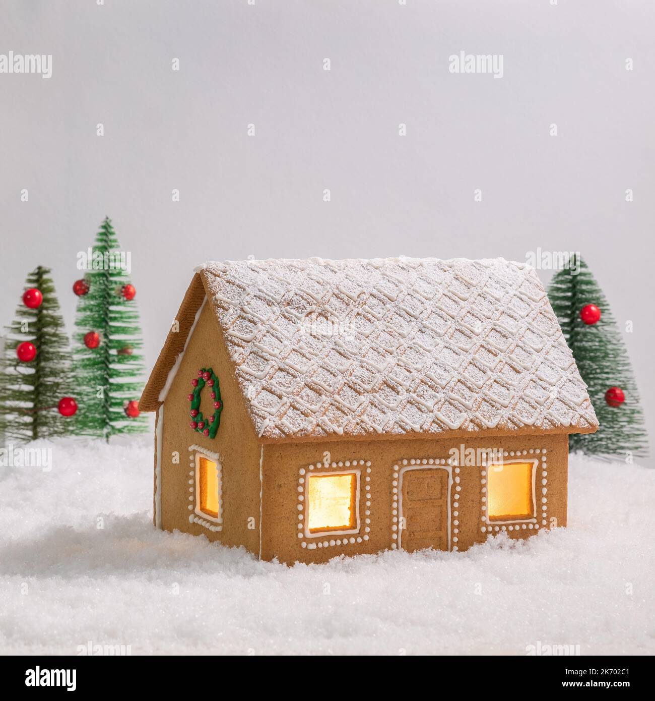 Gingerbread house in snow Stock Photo Alamy
