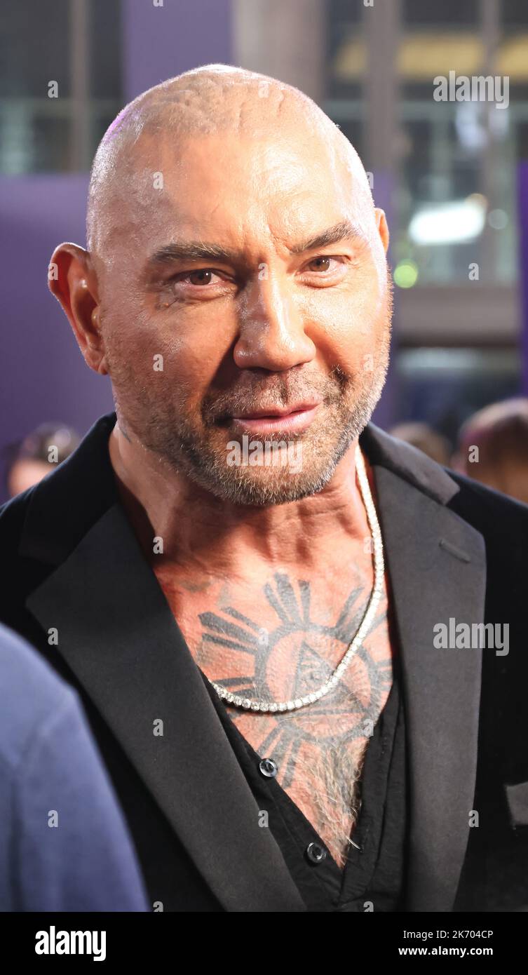Dave bautista glass onion hires stock photography and images Alamy
