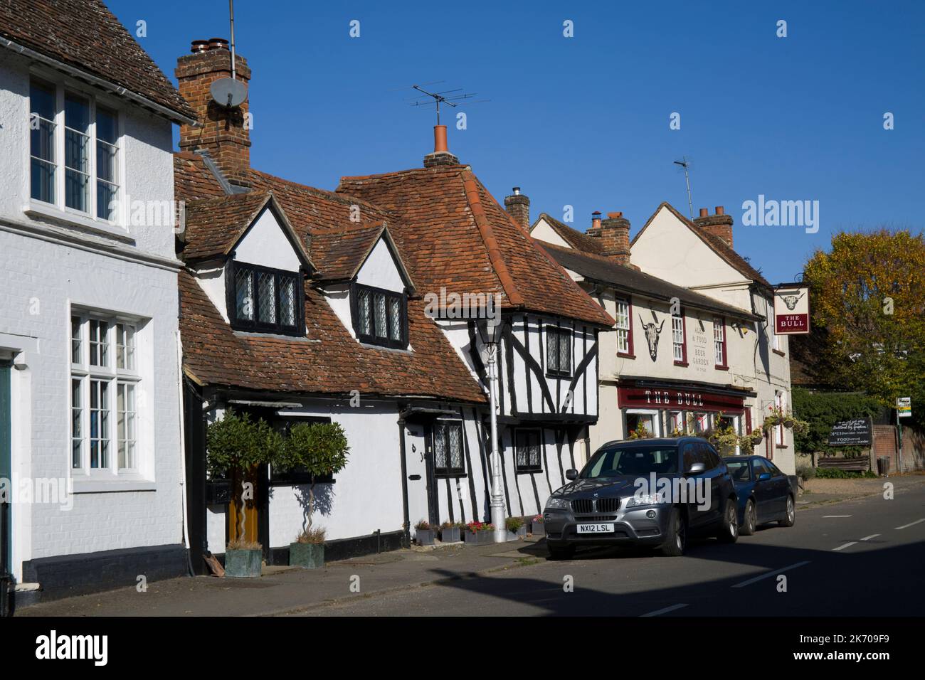 The Bull Pub and Cottages Much Hadham Hertfordshire Stock Photo Alamy