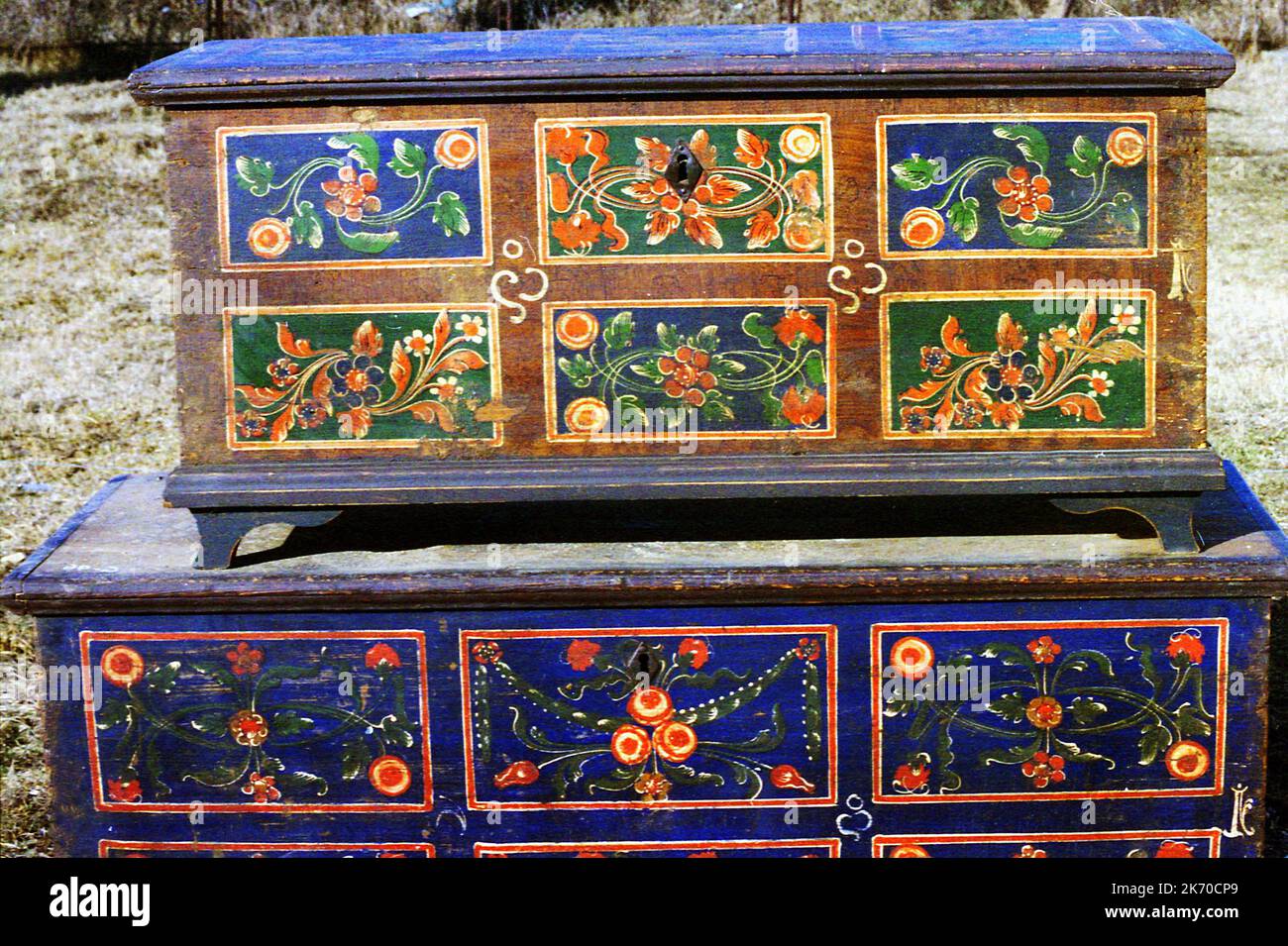 Hand painted furniture hires stock photography and images Alamy