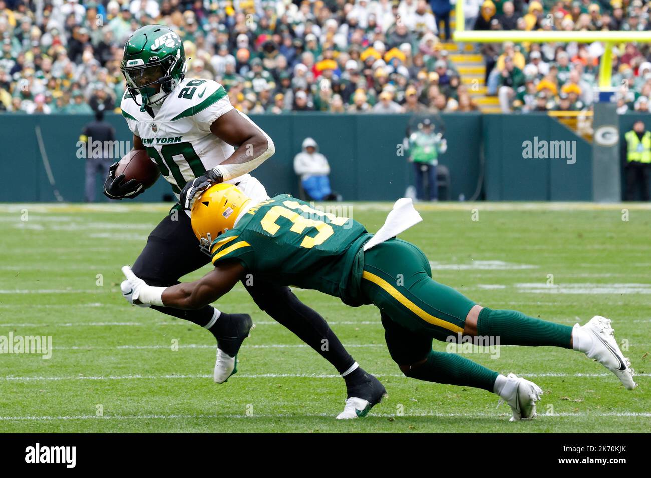 Green Bay, Wisconsin, USA. 16th Oct, 2022. New York Jets running back
