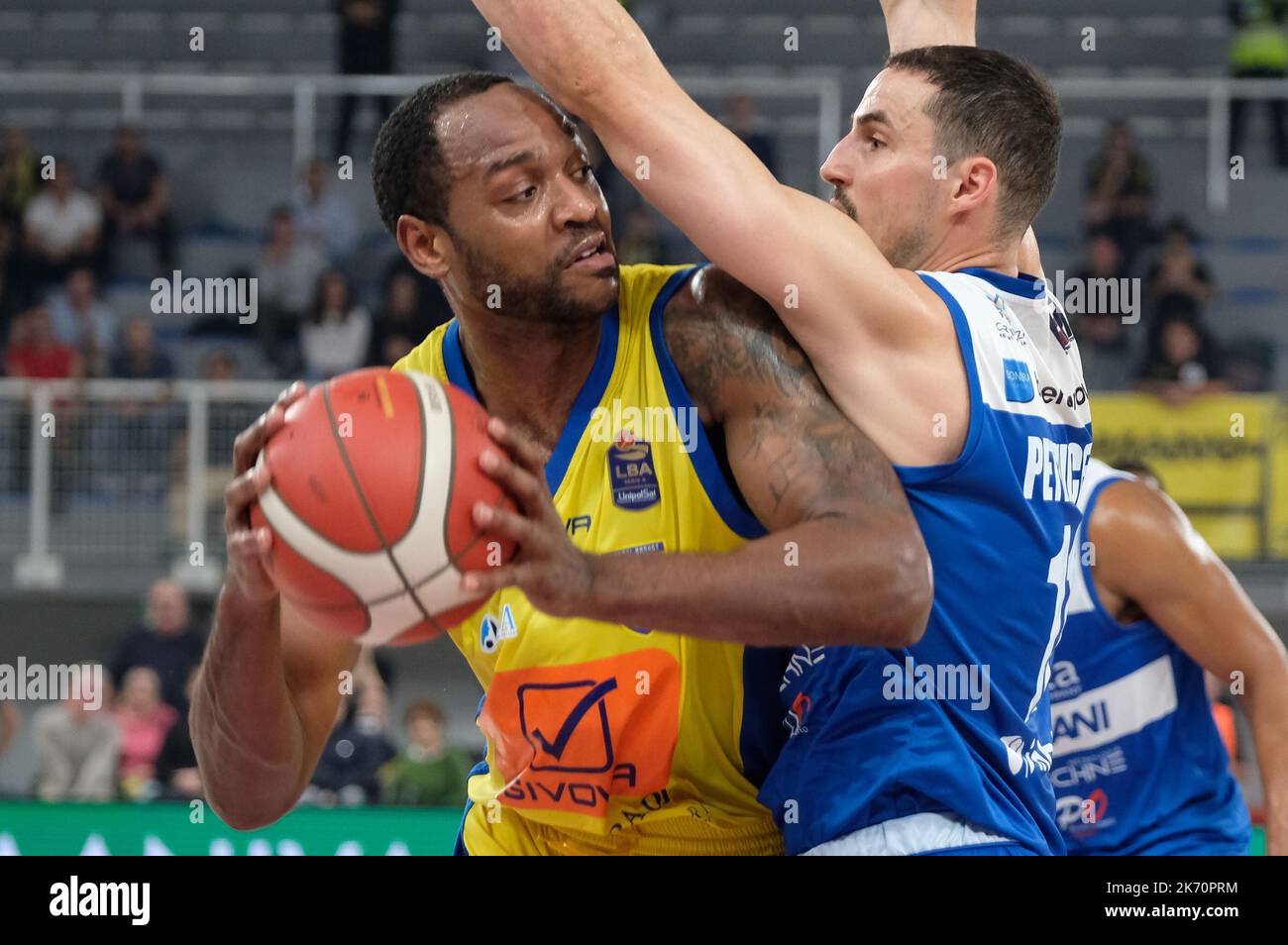 Brescia, Italy. 16th Oct, 2022. Mike Henry - Ginova Scafati and John Petrucelli - Germani Basket Brescia during Germani Basket Brescia vs Ginova Scafati, Italian Basketball A Serie Championship in Brescia, Italy, October 16 2022 Credit: Independent Photo Agency/Alamy Live News Stock Photo
