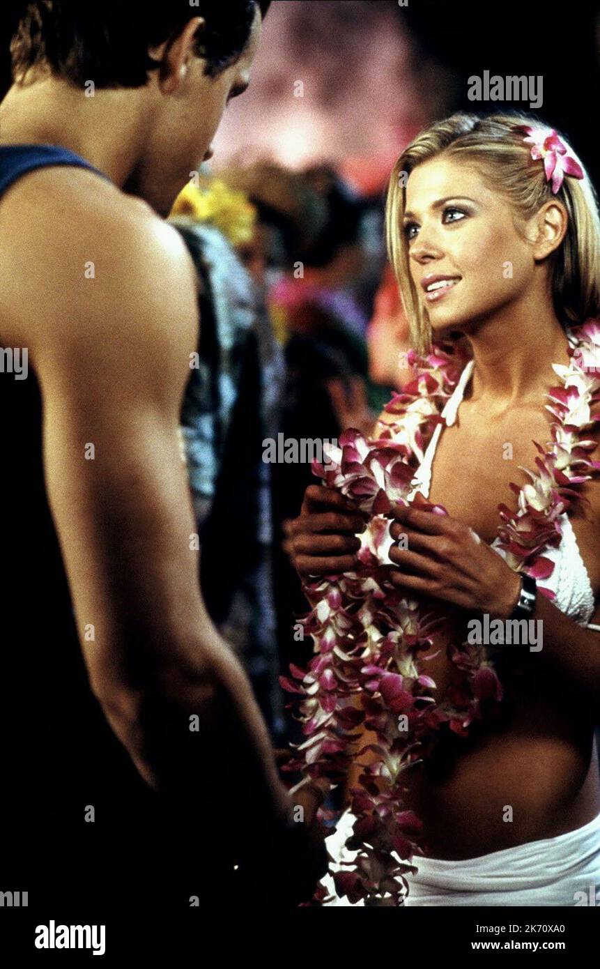 RYAN REYNOLDS, TARA REID, VAN WILDER, 2002 Stock Photo - Alamy, image size:861x1390