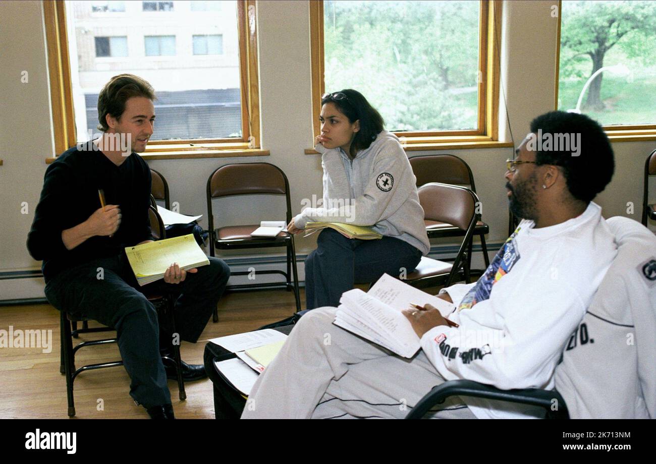 EDWARD NORTON, ROSARIO DAWSON, SPIKE LEE, 25TH HOUR, 2002 Stock Photo