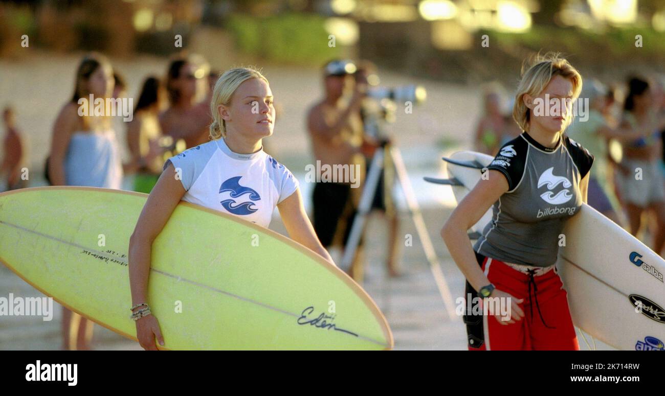 BOSWORTH,KENNELLY, BLUE CRUSH, 2002 Stock Photo