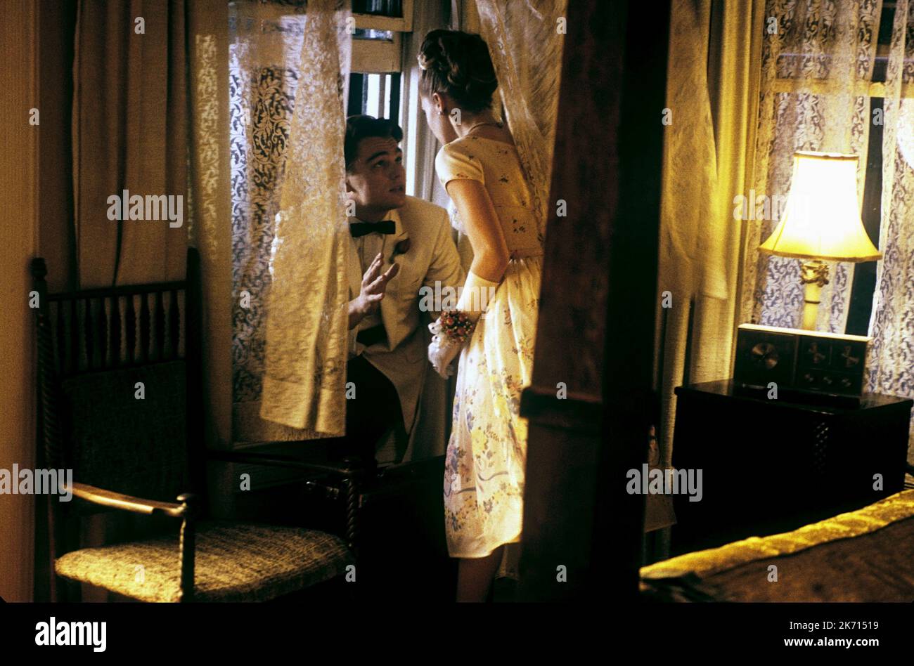 LEONARDO DICAPRIO, AMY ADAMS, CATCH ME IF YOU CAN, 2002 Stock Photo Alamy
