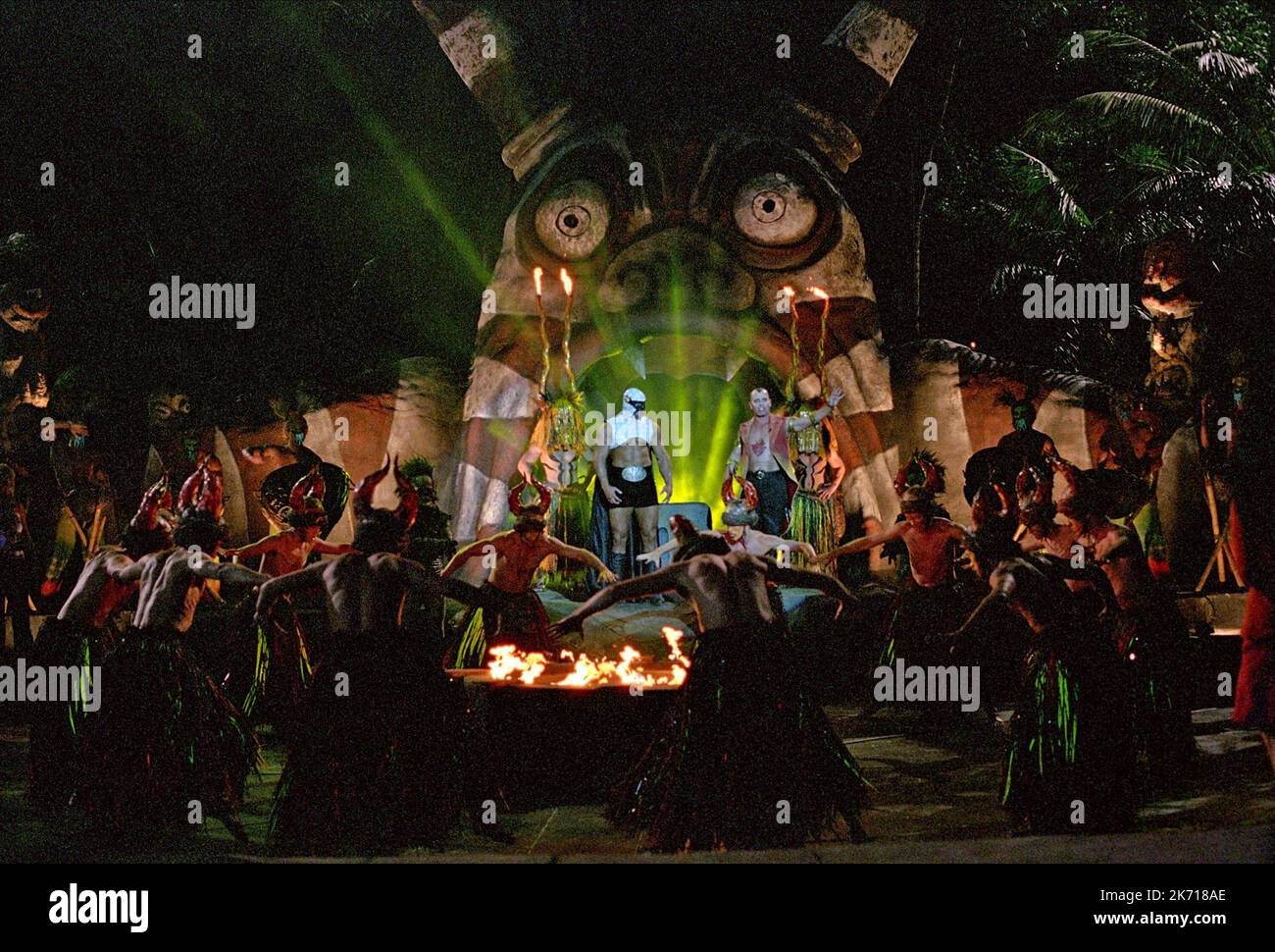 SPOOKY ISLAND DANCE SCENE, SCOOBYDOO, 2002 Stock Photo Alamy