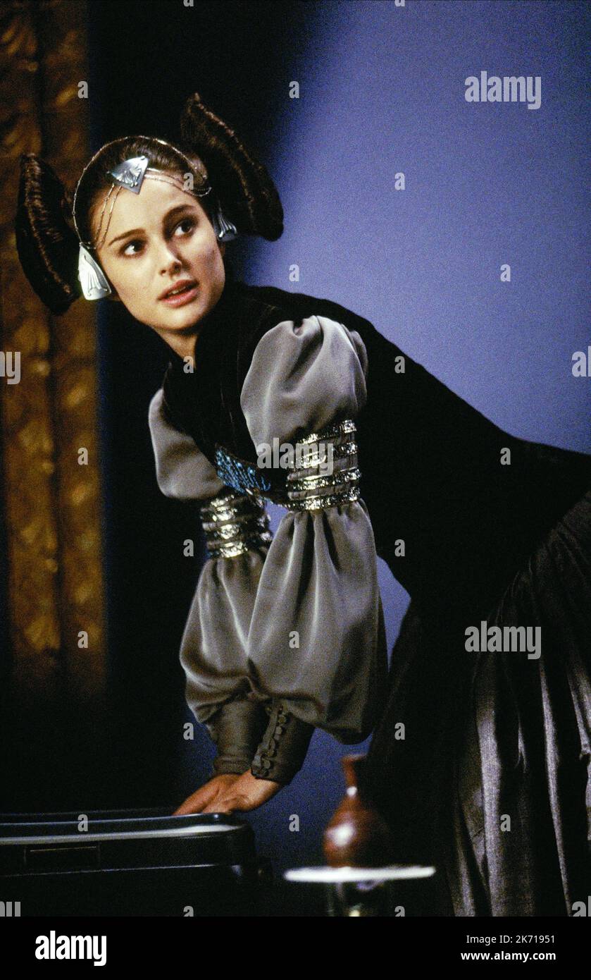 NATALIE PORTMAN, STAR WARS: EPISODE II - ATTACK OF THE CLONES, 2002