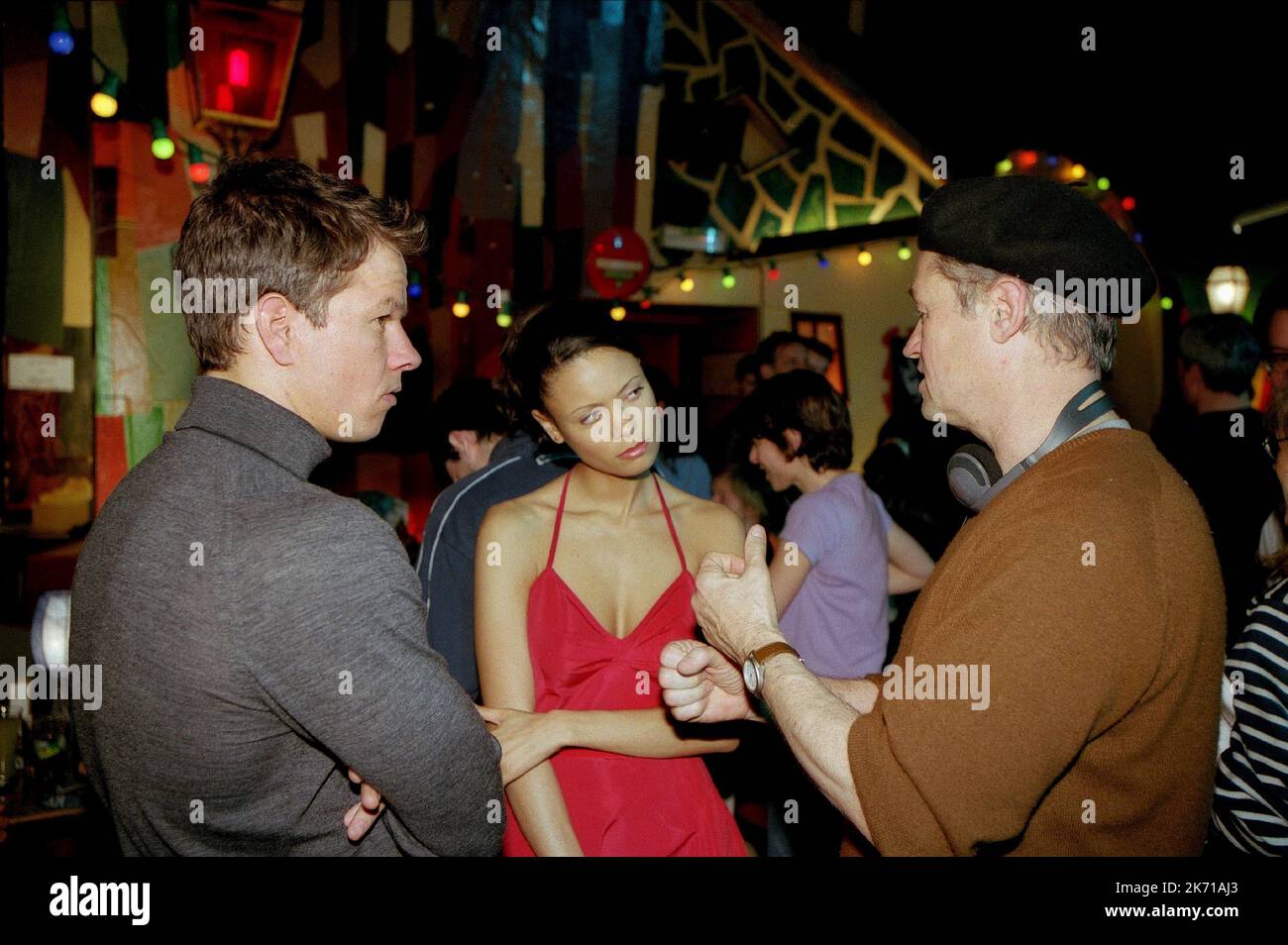 MARK WAHLBERG, THANDIE NEWTON, JONATHAN DEMME, THE TRUTH ABOUT CHARLIE, 2002 Stock Photo