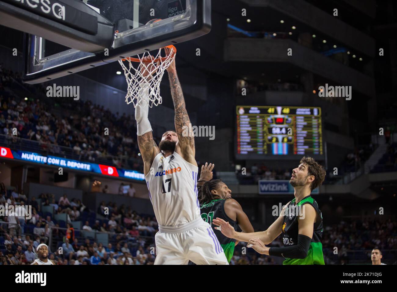 Madrid, Spain. 16th Oct, 2022. Vincent Porier (L) and Ante Tomic (R)during Real Madrid victory over Joventut Badalona 96 - 79 in Liga Endesa regular season game (day 4) celebrated in at WiZink Center (Madrid, Spain). October 16th 2022. (Photo by Juan Carlos García Mate/Pacific Press) Credit: Pacific Press Media Production Corp./Alamy Live News Stock Photo