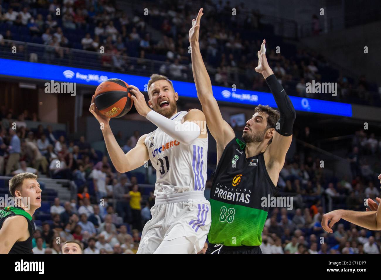 Madrid, Spain. 16th Oct, 2022. Dzanan Musa (L) and Ante Tomic (R)during Real Madrid victory over Joventut Badalona 96 - 79 in Liga Endesa regular season game (day 4) celebrated in at WiZink Center (Madrid, Spain). October 16th 2022. (Photo by Juan Carlos García Mate/Pacific Press) Credit: Pacific Press Media Production Corp./Alamy Live News Stock Photo