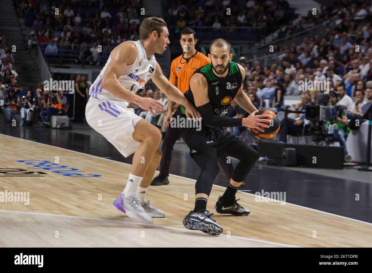 Madrid, Spain. 16th Oct, 2022. Fabien Causuer (L) and Guillem vives (R)during Real Madrid victory over Joventut Badalona 96 - 79 in Liga Endesa regular season game (day 4) celebrated in at WiZink Center (Madrid, Spain). October 16th 2022. (Photo by Juan Carlos García Mate/Pacific Press) Credit: Pacific Press Media Production Corp./Alamy Live News Stock Photo