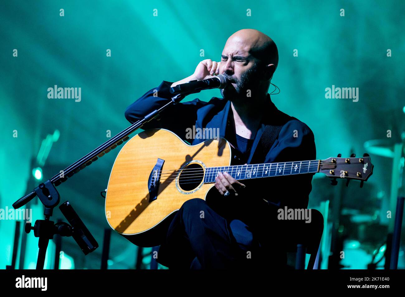 Padua, Italy. 17th Oct, 2022. NEGRAMARO UNPLUGGED EUROPEAN TOUR 2022 16-10-2022 GRAN TEATRO GEOX - PADUA In the photo Giuliano Sangiorgi Credit: Independent Photo Agency/Alamy Live News Stock Photo