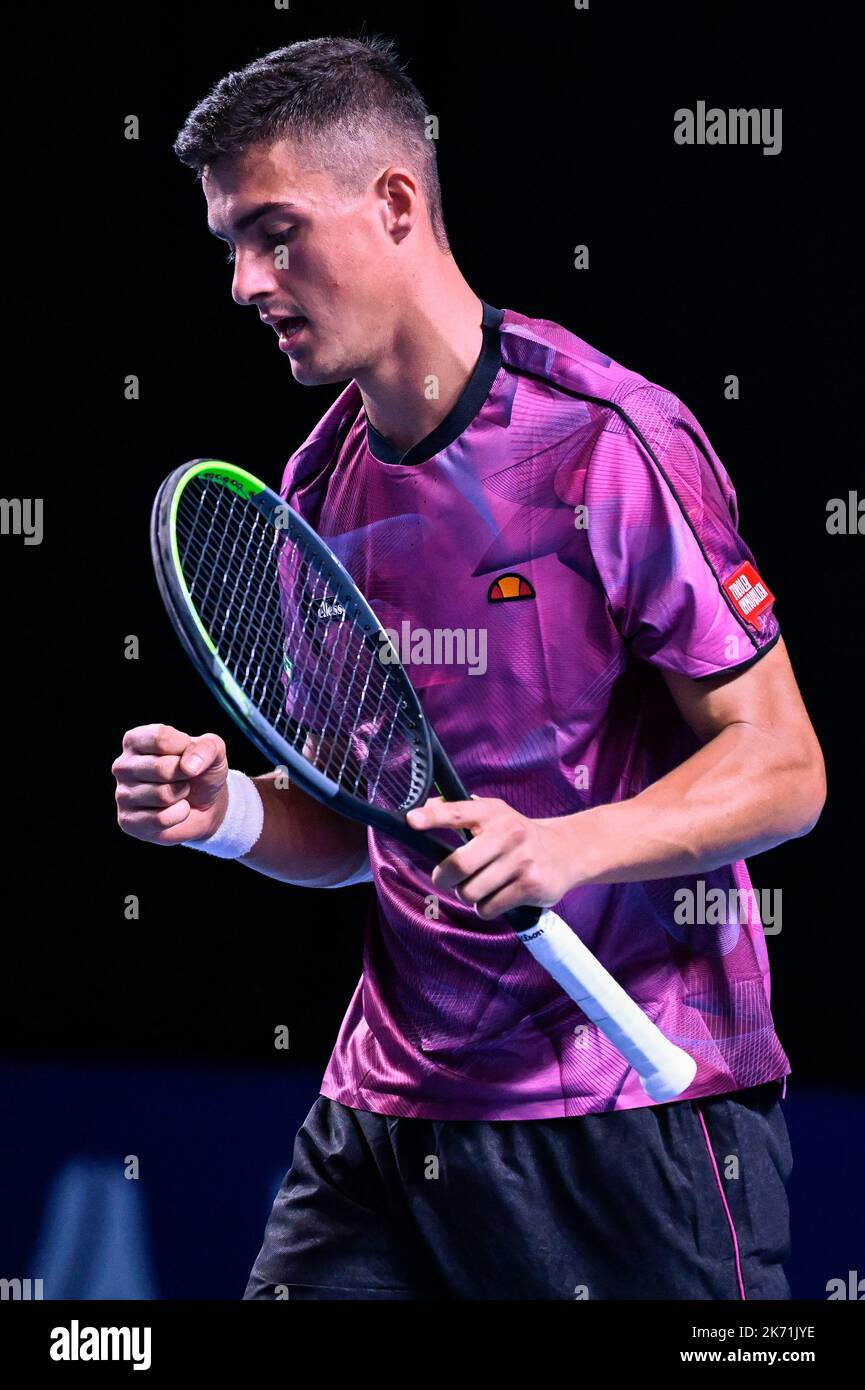 Austrian Alexander Erler celebrates during the qualification game