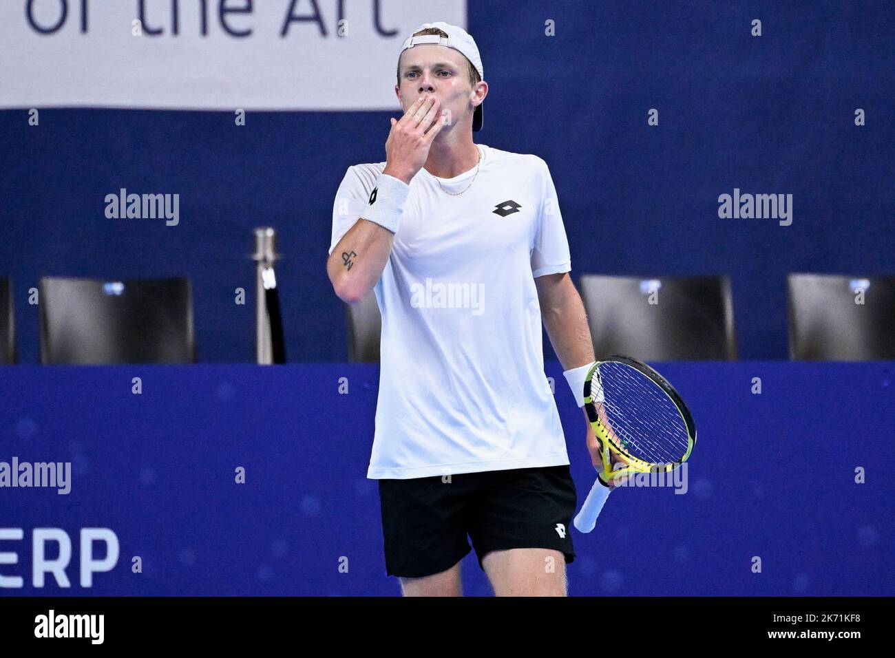 Dutch Jesper De Jong celebrates during the qualification game between