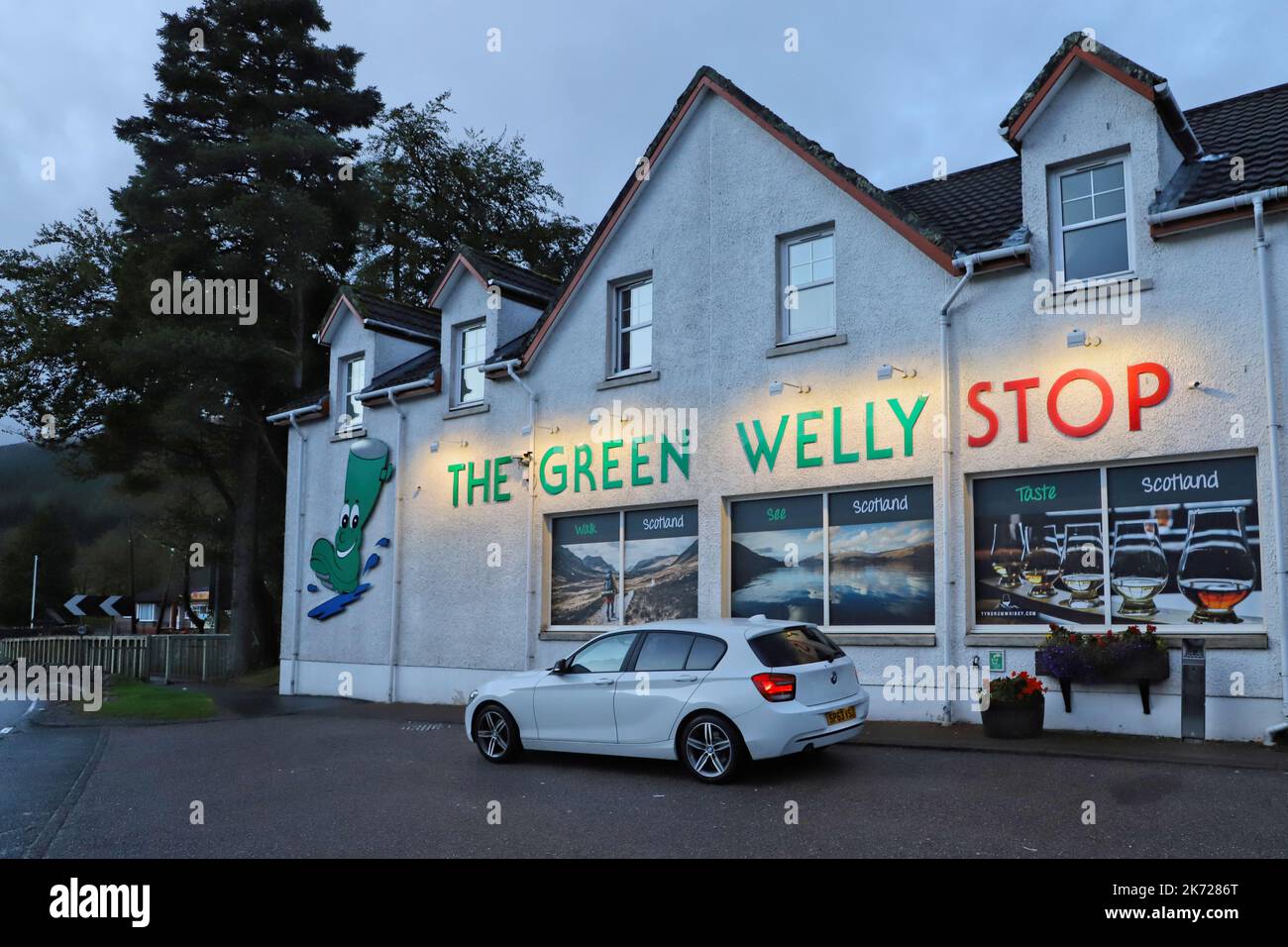 The Green Welly Stop at dusk Tyndrum Scotland  October 2022 Stock Photo