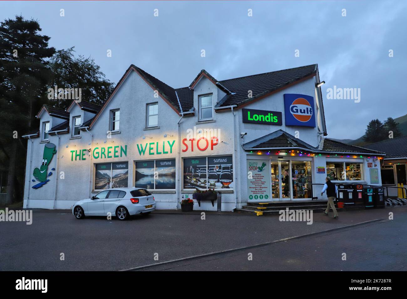 The Green Welly Stop at dusk Tyndrum Scotland  October 2022 Stock Photo