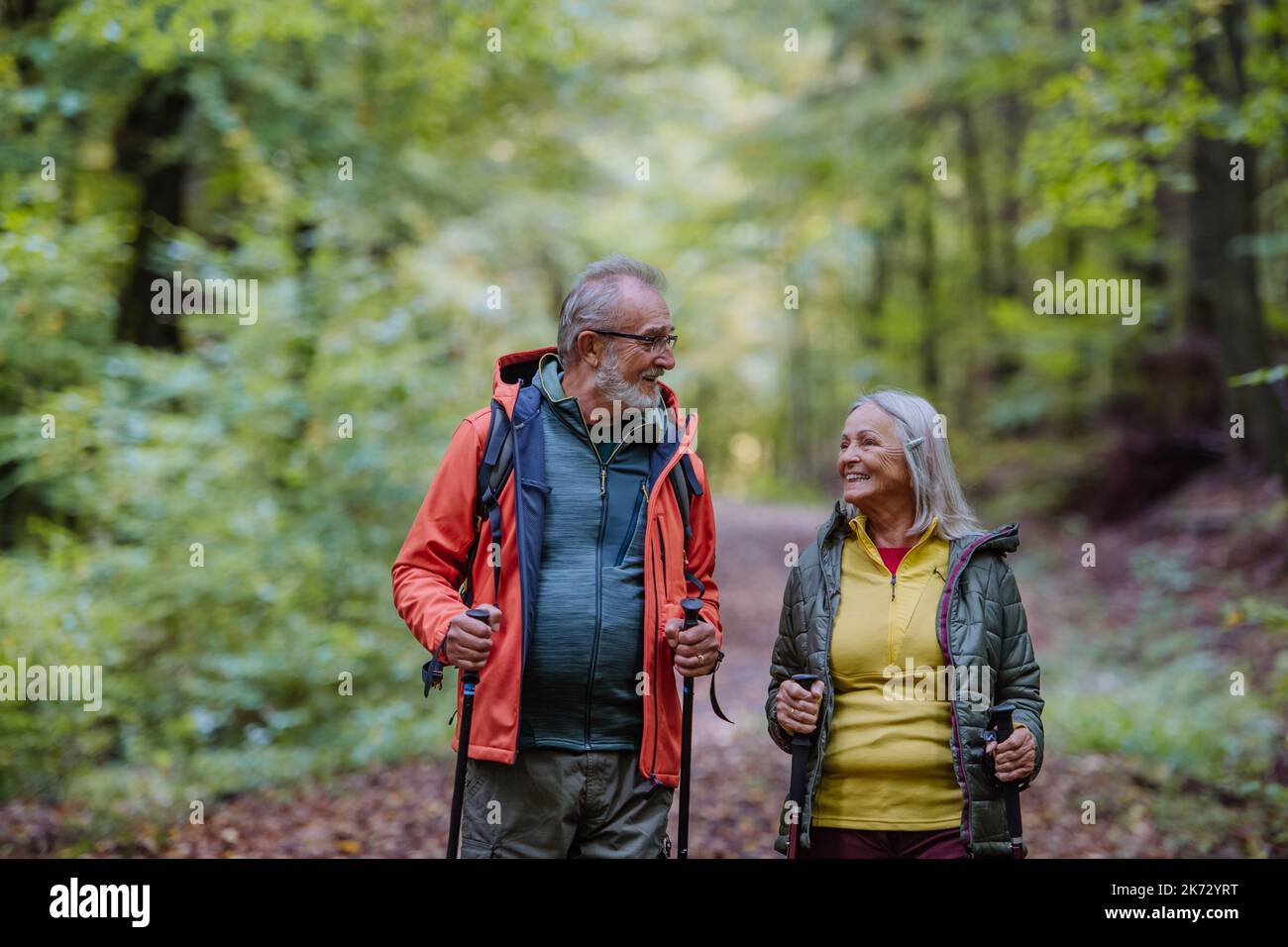 Diverse friends hiking hi-res stock photography and images - Alamy