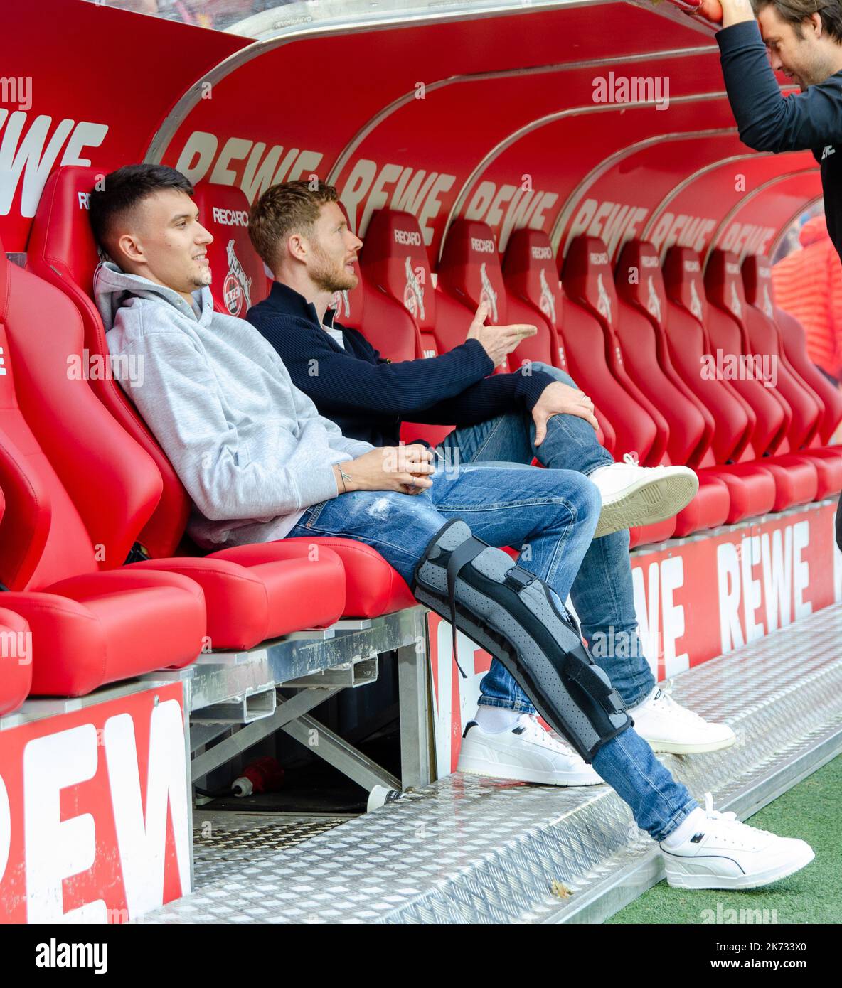 October 16, 2022, Cologne, North Rhine-Westphalia, Germany: Injured FC Cologne midfielder DEJAN LJUBICIC (7, left) sits on the bench before the FC Cologne vs. FC Augsburg Bundesliga match at the RheinEnergieStadion in Cologne, Germany on October 16, 2022. (Credit Image: © Kai Dambach/ZUMA Press Wire) Stock Photo