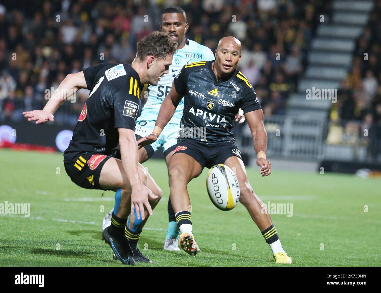 La Rochelle, France October 16, 2022, Teddy Thomas and Tawera Kerr