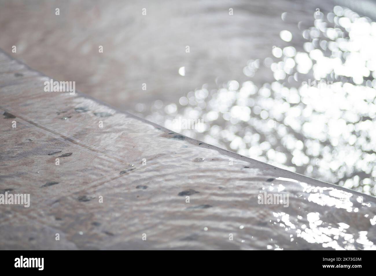 Detail of water feature. Exchange Square, London, United Kingdom. Architect: DSDHA, 2022. Stock Photo