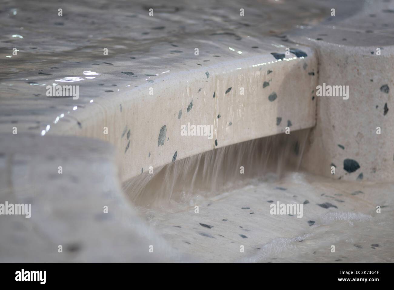 Detail of water feature. Exchange Square, London, United Kingdom. Architect: DSDHA, 2022. Stock Photo