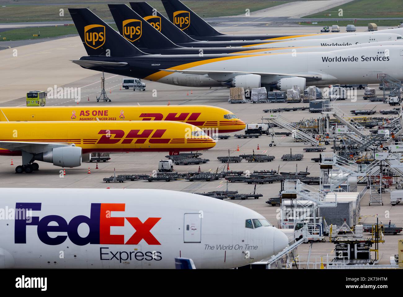 Cologne, Germany. 17th Oct, 2022. Cargo planes of the parcel services 'FedEX', DHL Deutsche Post and UPS are parked at Cologne/Bonn Airport. Credit: Rolf Vennenbernd/dpa/Alamy Live News Stock Photo