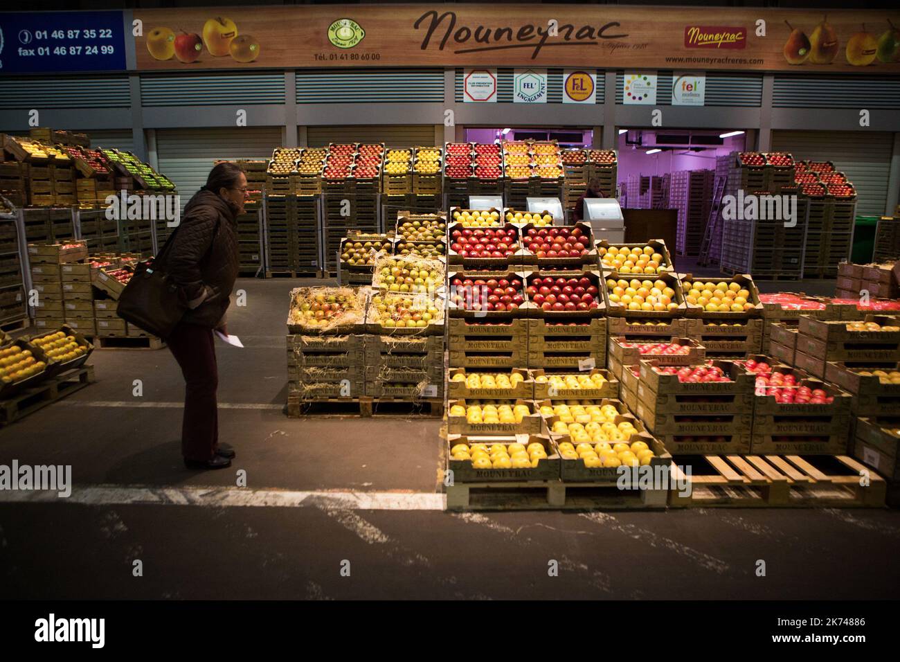 Z Lanquetot Rungis Marche Rungis Market Hi Res Stock Photography And