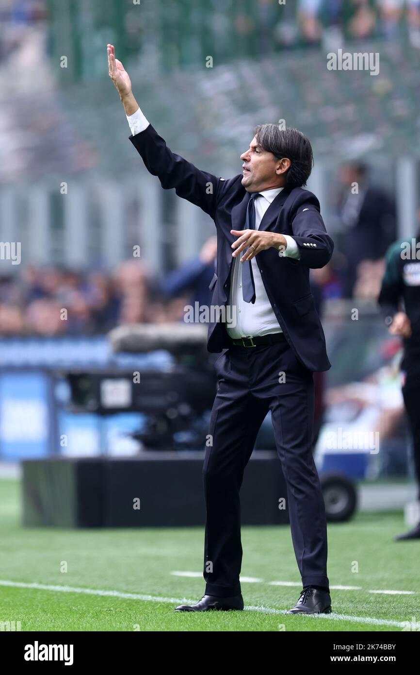 Simone Inzaghi, head coach of Fc Internazionale gestures during the  Serie A match beetween Fc Internazionale and Us Salernitana at Stadio Giuseppe Meazza on October 16, 2022 in Milan Italy . Stock Photo