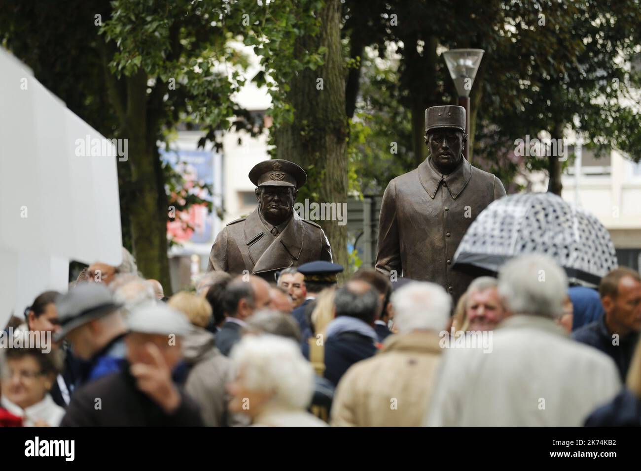 charles-de-gaulle-and-winston-churchill-statues-inaugurated-today-in