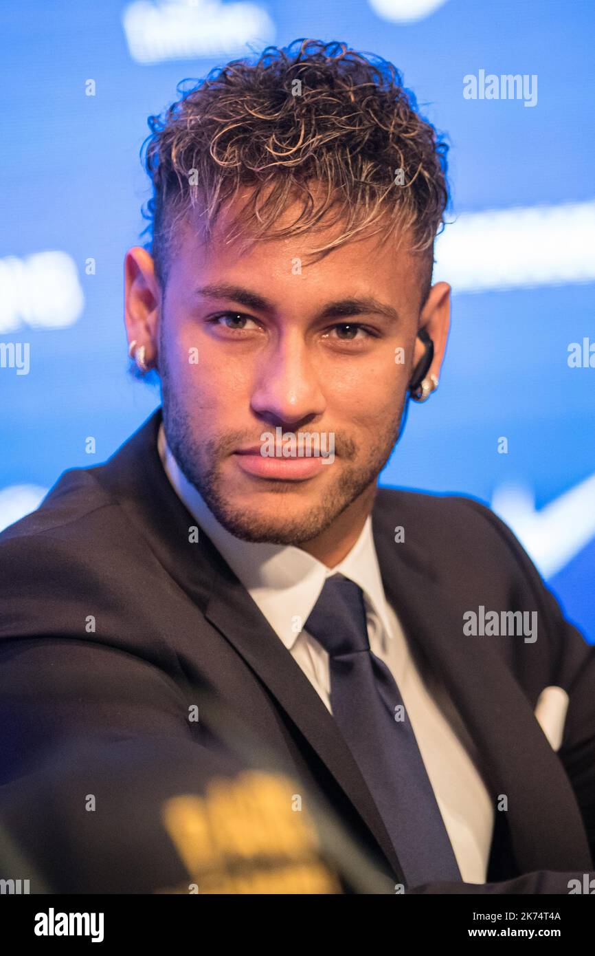 Neymar fashion hi-res stock photography and images - Alamy