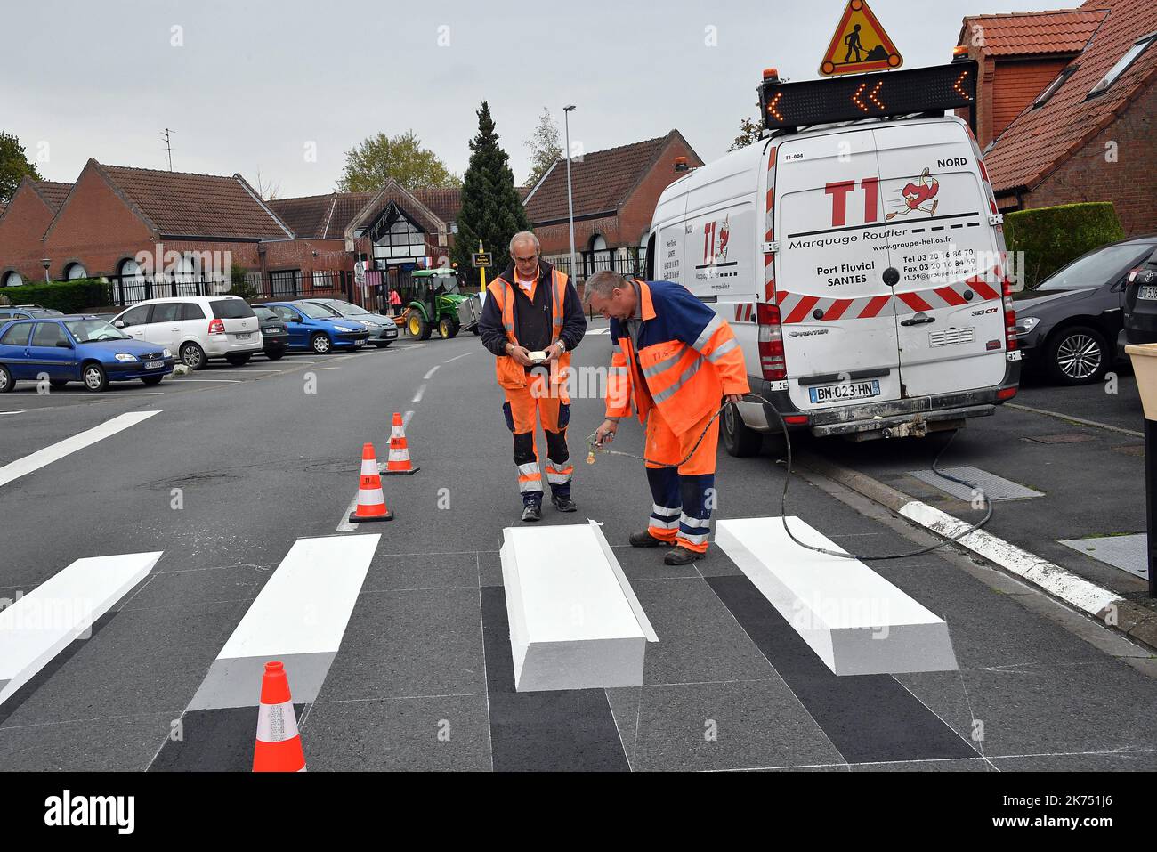 A 3D painted pedestrian crossing in France Stock Photo Alamy