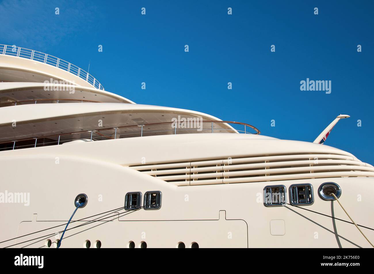Casco del yate hires stock photography and images Alamy
