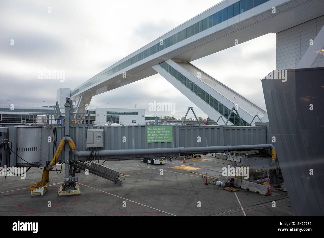 SeaTac, Washington, USA. 30th Sep, 2022. A skybridge crossing over a
