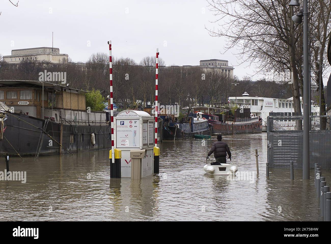 paris-floods-latest-train-line-closed-with-river-seine-set-to-rise