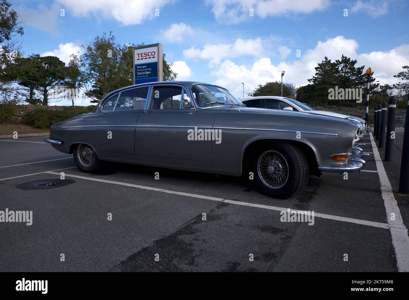 Padstow Cornwall UK 10 16 2022 Jaguar 420G 1968 Stock Photo